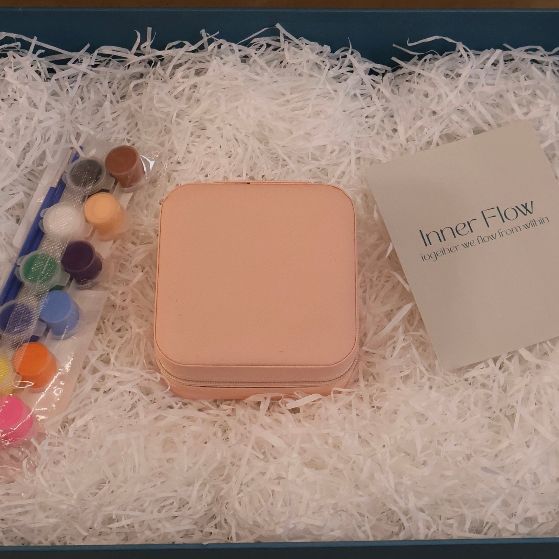 DIY Pink Jewelry Organizing Bag