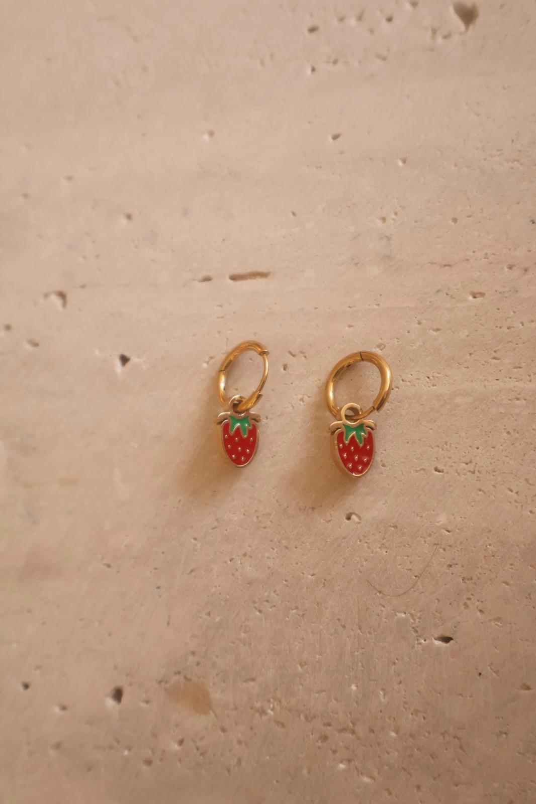 Strawberry Earing